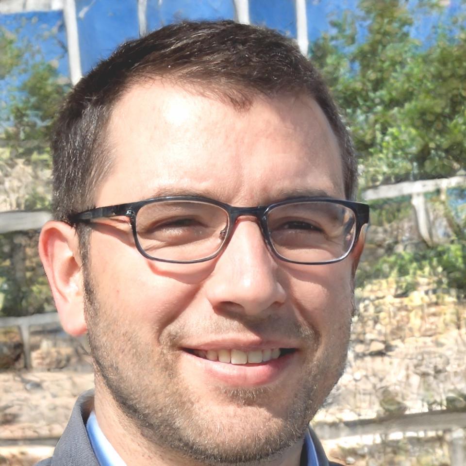 Ritratto di Alessandro Bernardi, insegnante di danza jazz e ritmo