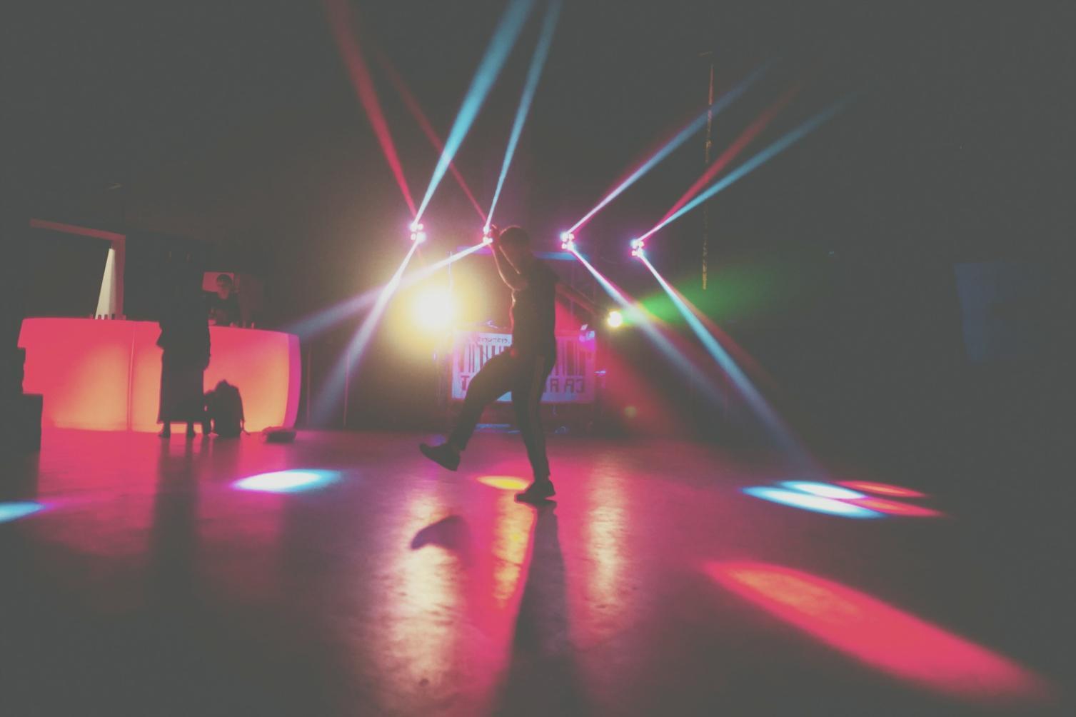 Gruppo di principianti durante una lezione base